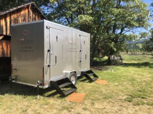 luxury bathroom rentals three stall cellar