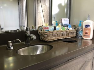 photogallery2newluxrybathroomtrailersinkpictureposhpottyrentalssouthernoregonnortherncalifornia