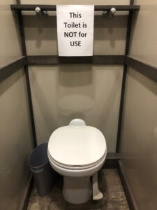 PoshPotty-2-Stall-Interior-
